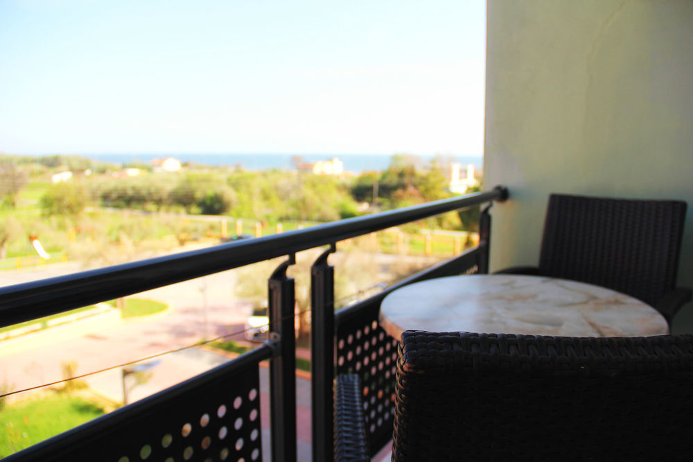 Thalassa Apart Hotel Александруполис Екстериор снимка
